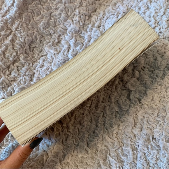 Stephan King | Under the Dome Book - Picture 10 of 11